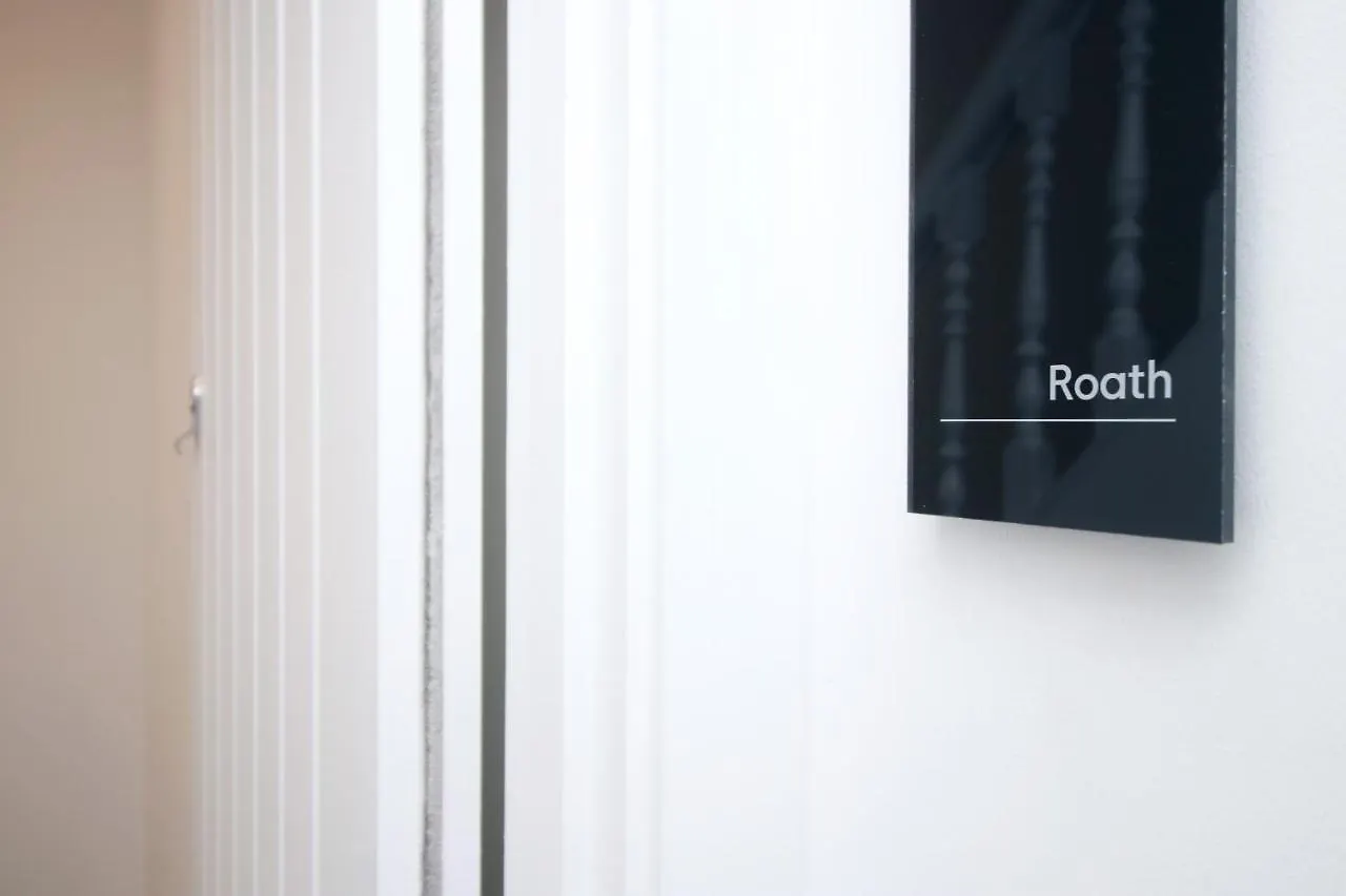No 49 City Apartments, Perfect For Business And Leisure Stays, 10 Min Drive Into City Centre, Easy Access To Local Transport, 1Br And 2Br Available, Free Parking Cardiff 0*,  United Kingdom