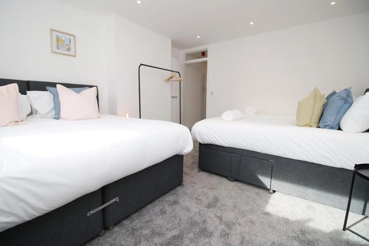 No 49 City Apartments, Perfect For Business And Leisure Stays, 10 Min Drive Into City Centre, Easy Access To Local Transport, 1Br And 2Br Available, Free Parking Cardiff 0*,