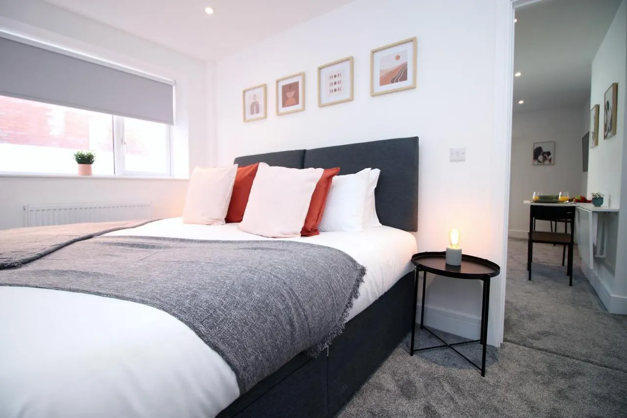 Apartment No 49 City Apartments, Perfect For Business And Leisure Stays, 10 Min Drive Into City Centre, Easy Access To Local Transport, 1Br And 2Br Available, Free Parking Cardiff