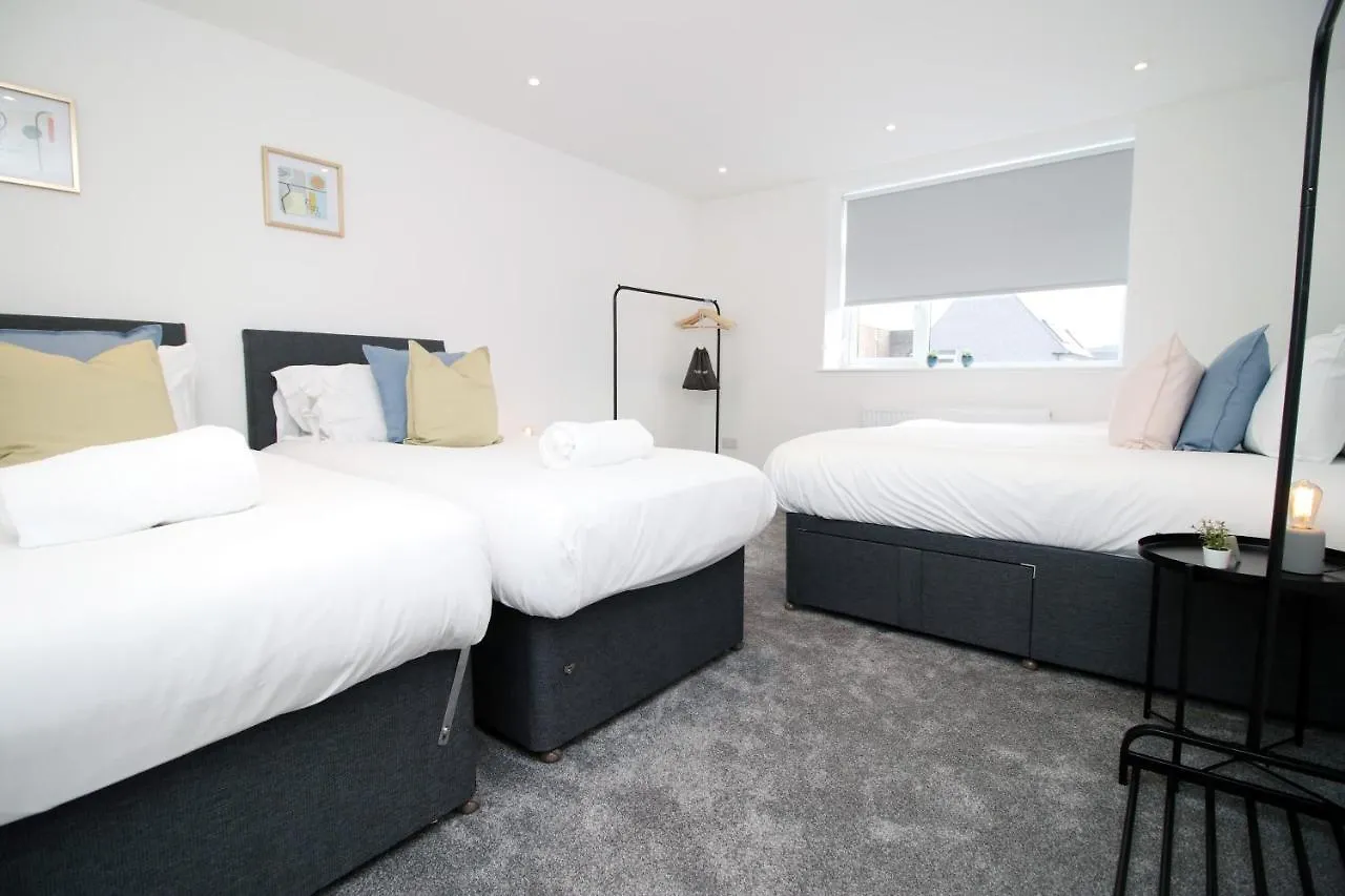 No 49 City Apartments, Perfect For Business And Leisure Stays, 10 Min Drive Into City Centre, Easy Access To Local Transport, 1Br And 2Br Available, Free Parking Cardiff