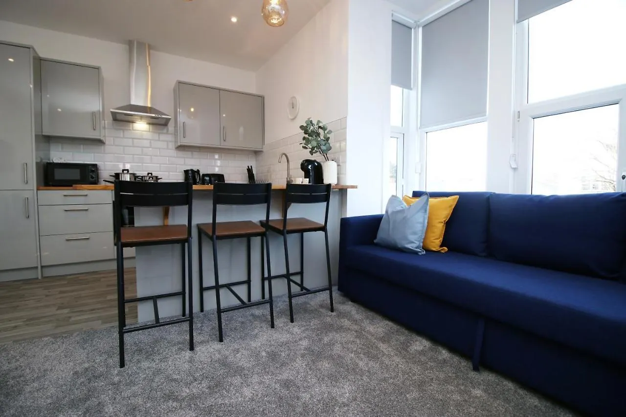 No 49 City Apartments, Perfect For Business And Leisure Stays, 10 Min Drive Into City Centre, Easy Access To Local Transport, 1Br And 2Br Available, Free Parking Cardiff