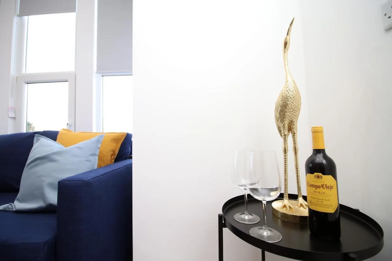 Apartment No 49 City Apartments, Perfect For Business And Leisure Stays, 10 Min Drive Into City Centre, Easy Access To Local Transport, 1Br And 2Br Available, Free Parking Cardiff